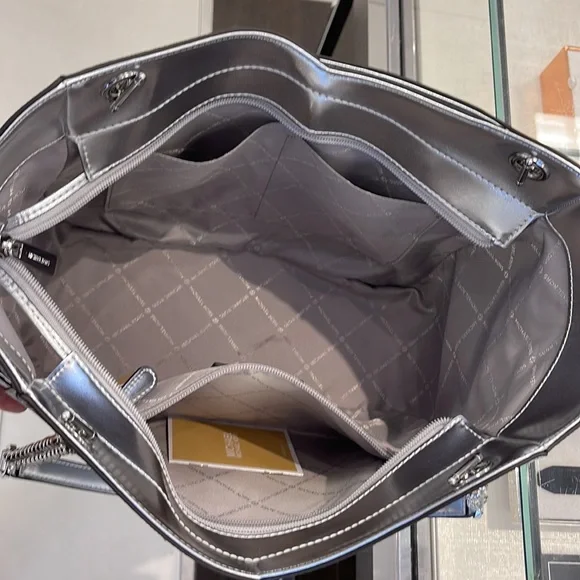 Michael Kors Jet Set Travel Large Chained Tote Shoulder Bag MK SilverNWT